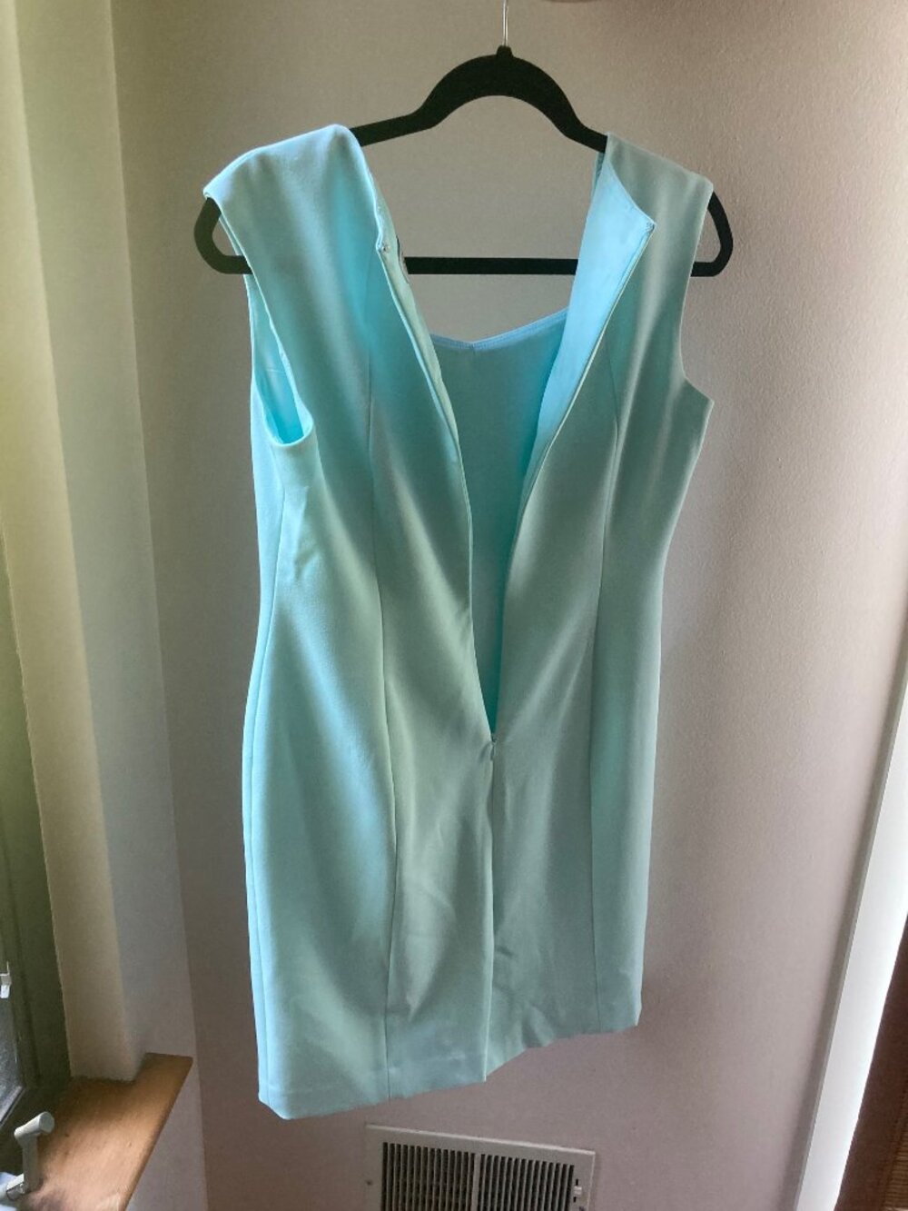 Kasper Sleeveless Sheath Dress - Picture 10 of 16